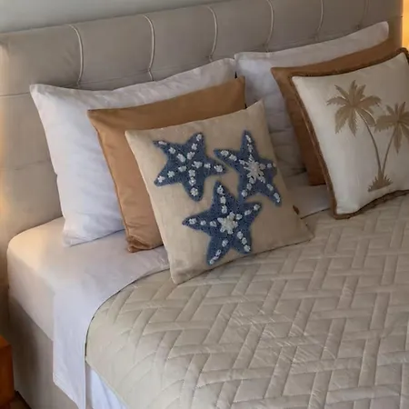 Tina Sea View Retreat 公寓